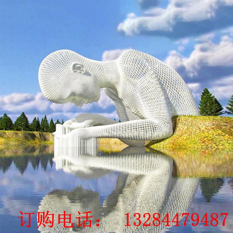 大型不锈钢镂空人物水景雕塑